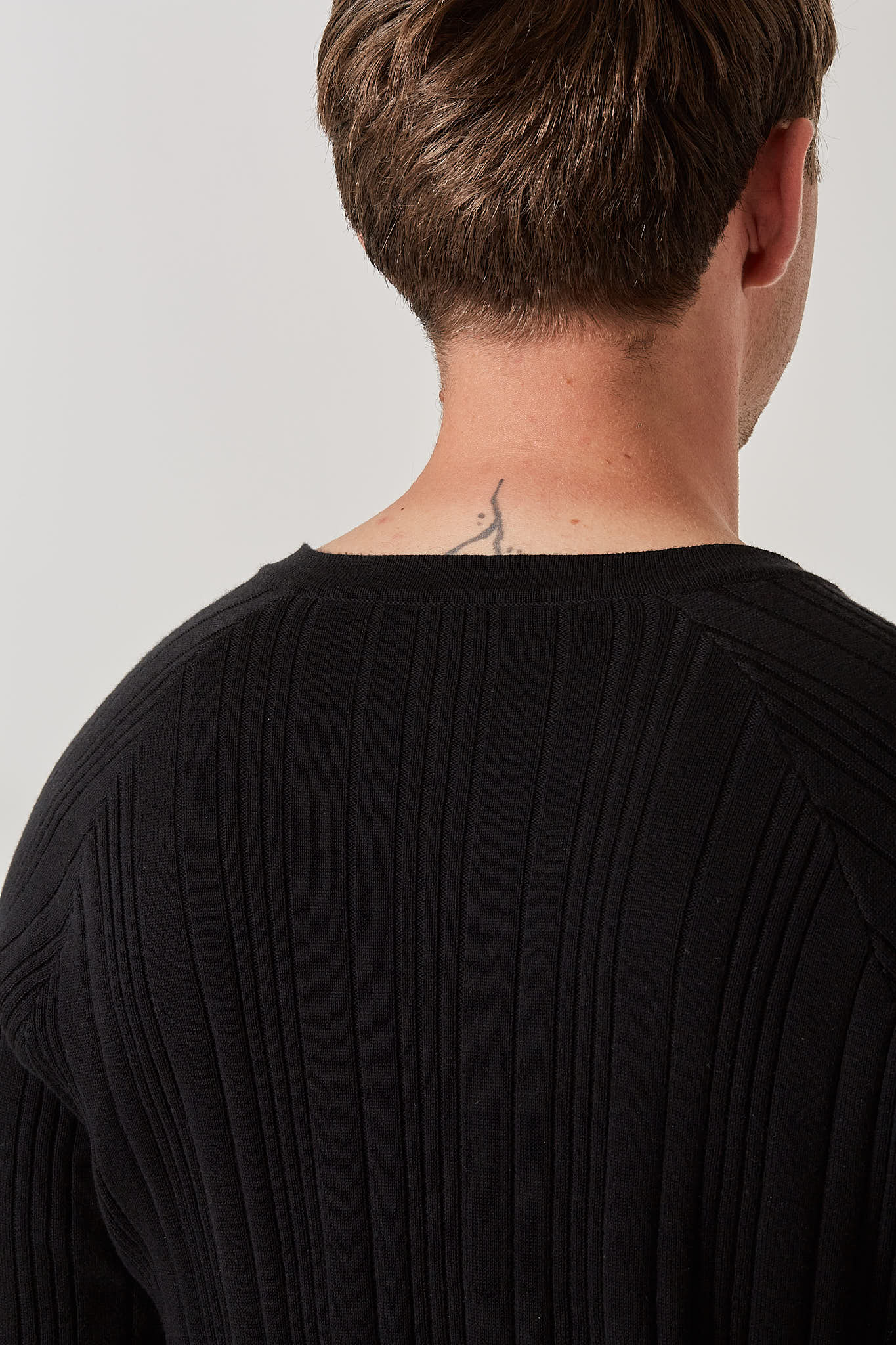 Fine Ribbed Henley Black