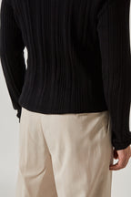 Fine Ribbed Henley Black