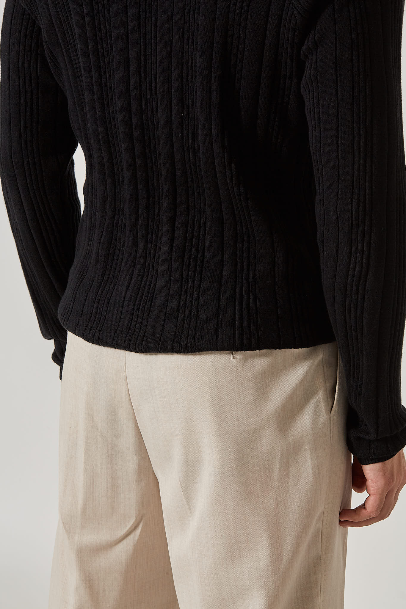 Fine Ribbed Henley Black
